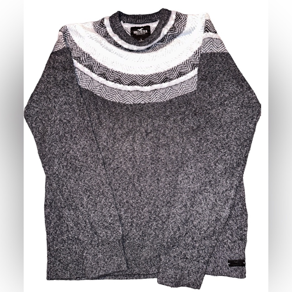 Men’s- Hollister- Mandala Grey/Black Crew Sweater- Sz Lg- NWOT